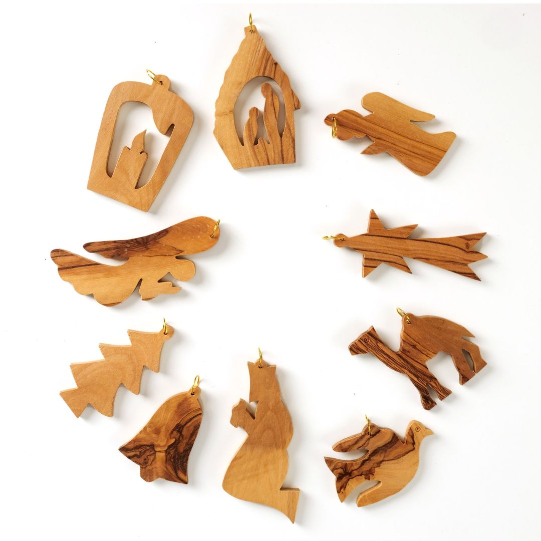 Weihnachtsdeko Anhänger aus Olivenholz im 10er Set | Baumschmuck für Christbaum & Geschenkidee
