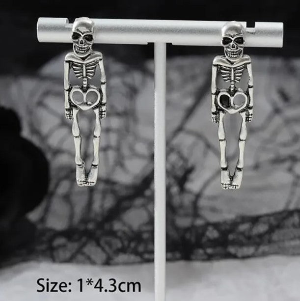 Halloween Totenkopf Ohrringe – Abnehmbare Gothic Ohrstecker mit Skelett-Design